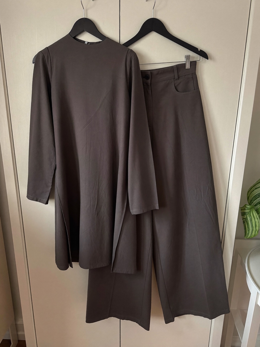 Wide-Leg Trouser Set — Charcoal — seller photo